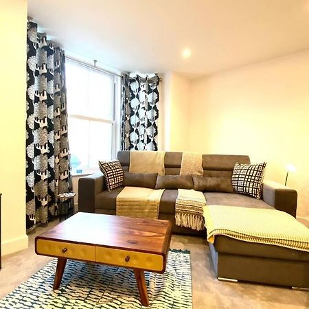 Stunning New Apartment Set In St Leonards On Sea Hollington  エクステリア 写真