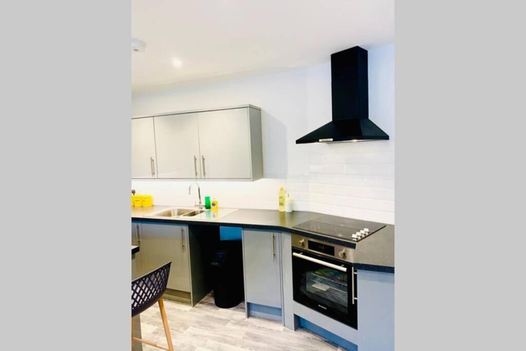 Stunning New Apartment Set In St Leonards On Sea Hollington  エクステリア 写真